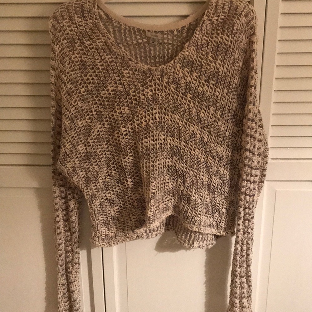 ☀️ Semi cropped sweater